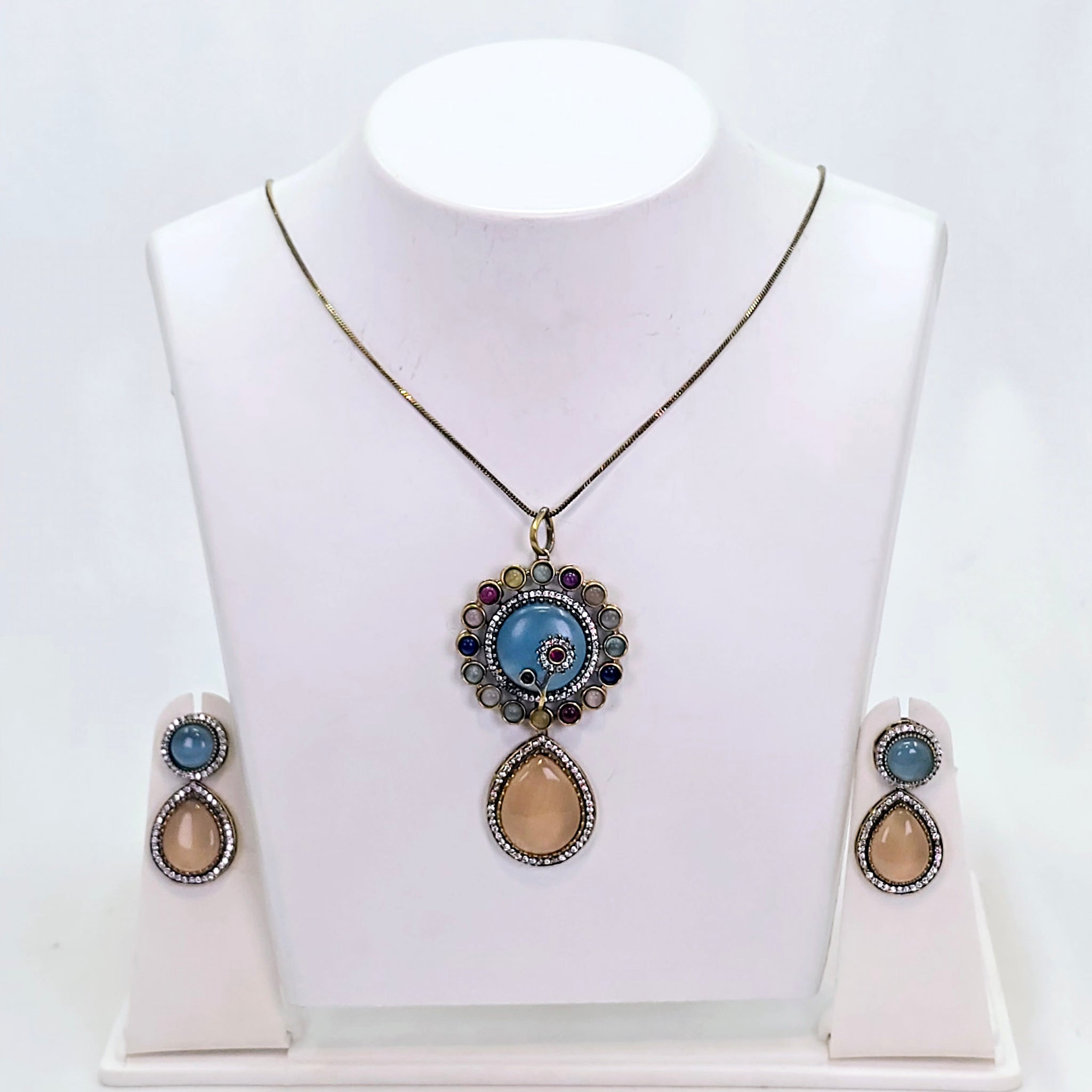 The Dalia Sabyasachi Pendant Earring Set
