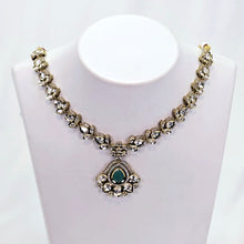 The Aviana Victorian Polish Necklace