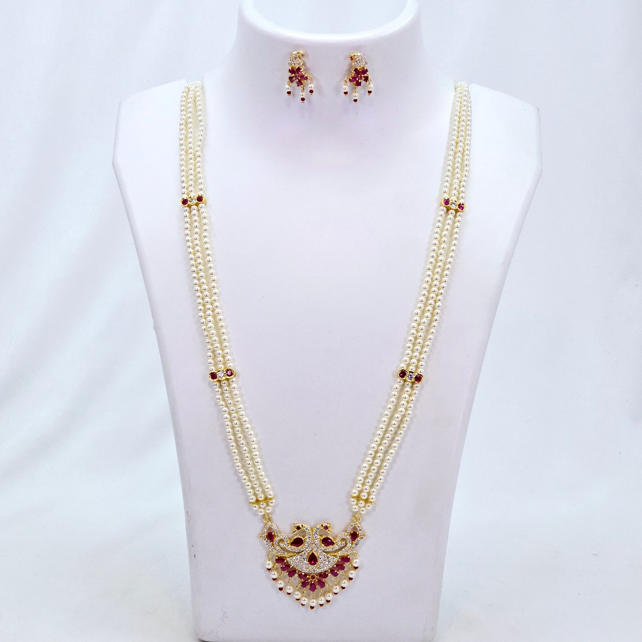 The Vandana Moti Long Necklace