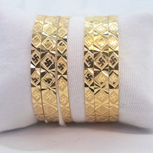 The Narmada Goldforming Bangle