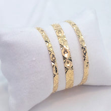 The Nilu Goldforming Bangle