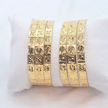 The Parnika Goldforming Bangle