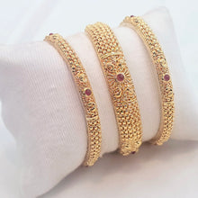 The Shalaka Antique Goldforming Bangle