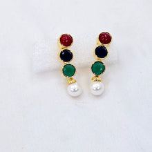 The Gayatri Moti Necklace