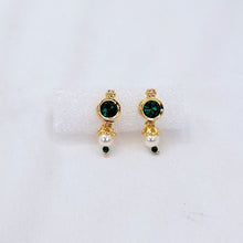 The Ishani Moti Necklace