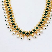 The Ishani Moti Necklace