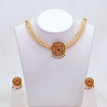 The Hansika Moti Necklace