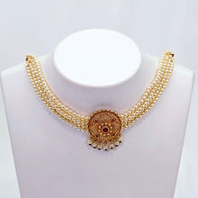 The Hansika Moti Necklace