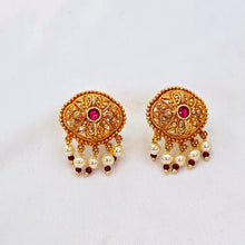 The Hansika Moti Necklace