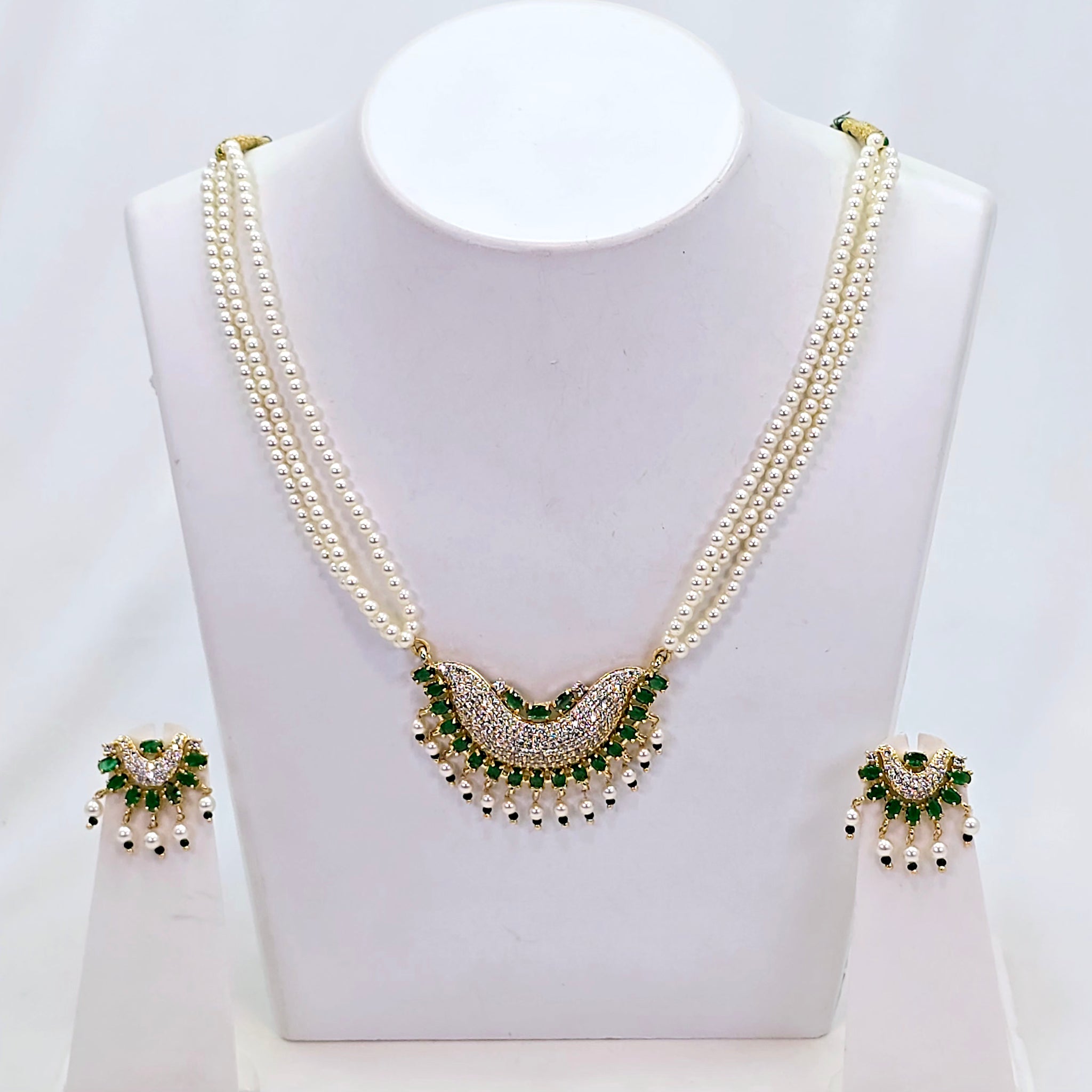 The Kalyani Moti Necklace