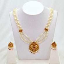 The Jaya Moti Necklace