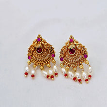 The Jaya Moti Necklace