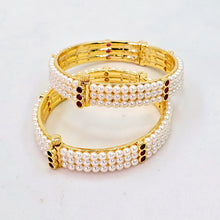 The Ashuta Moti Bangle