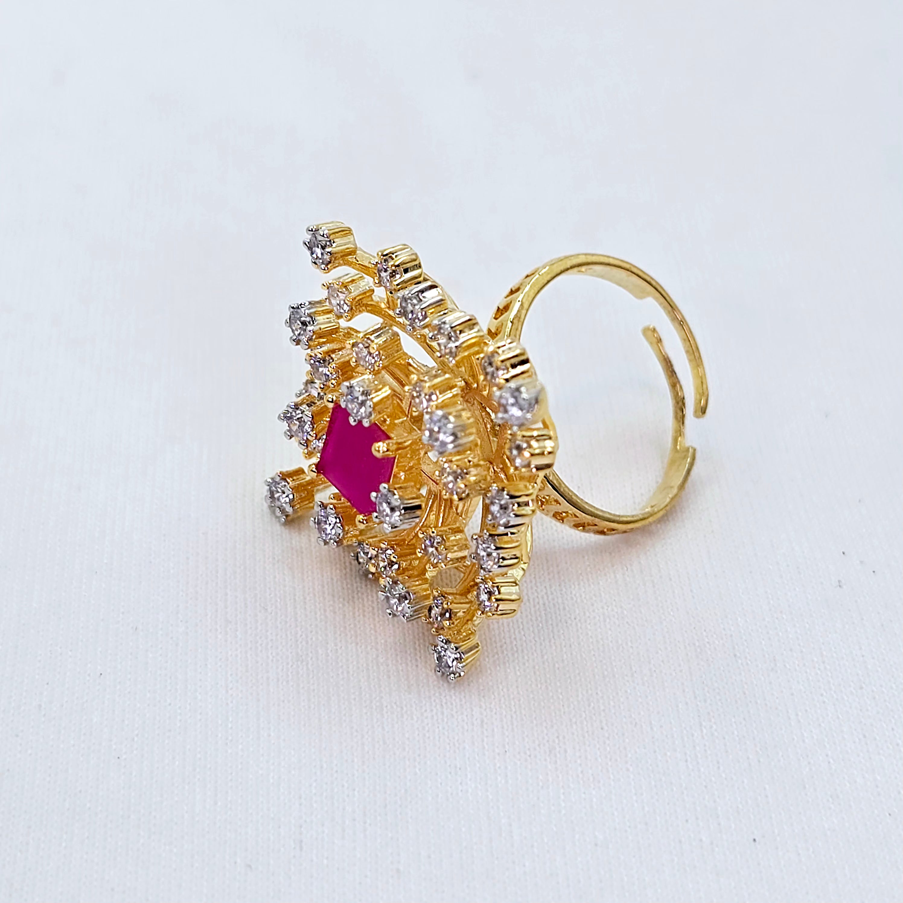 The Miriam Yellowgold A.D Ring