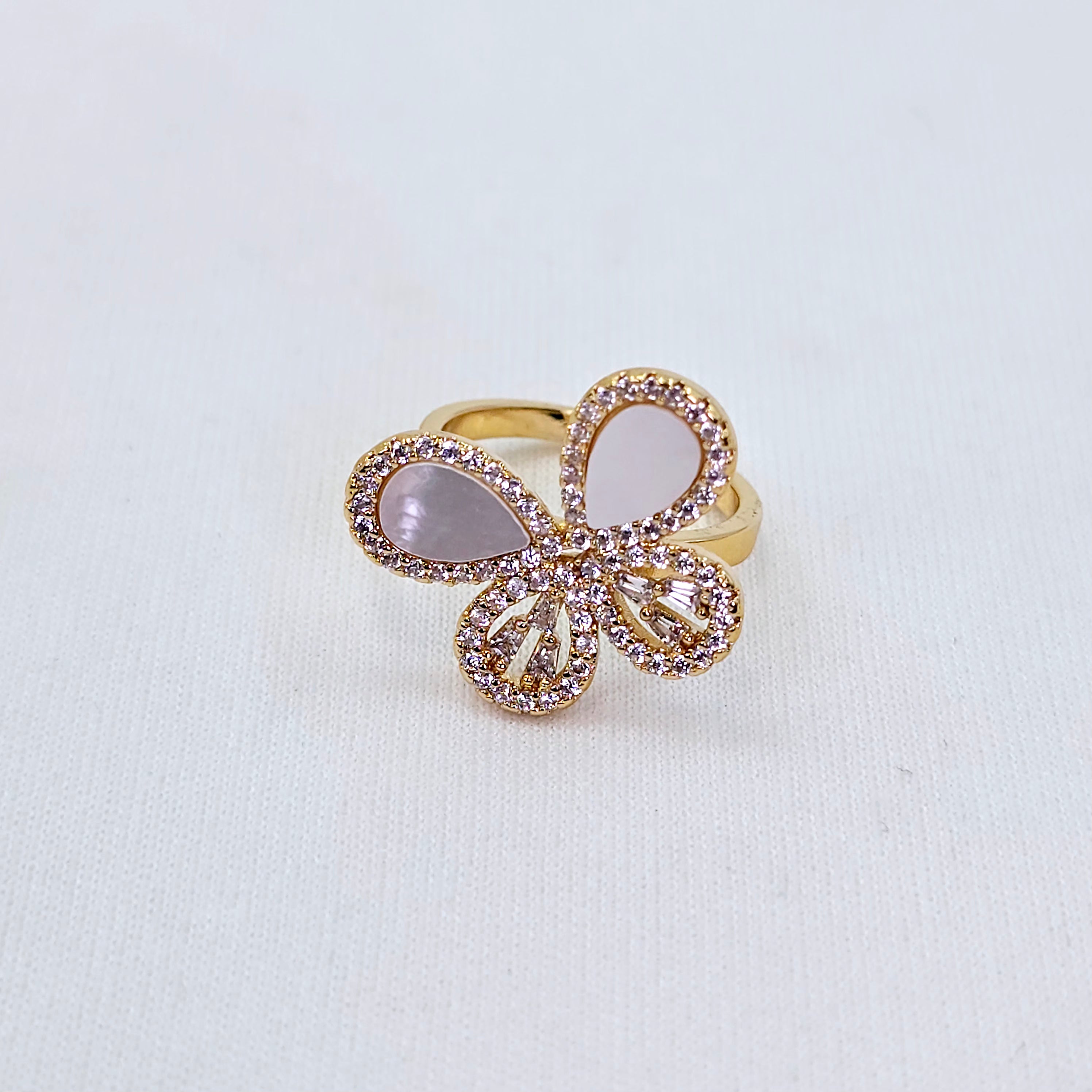 The Stevie Yellowgold A.D Ring