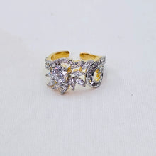 The Seleni Yellowgold A.D Ring