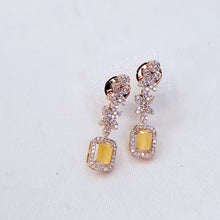 The Twila Rosegold A.D Necklace