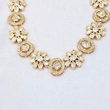 The Elinda Rosegold A.D Necklace