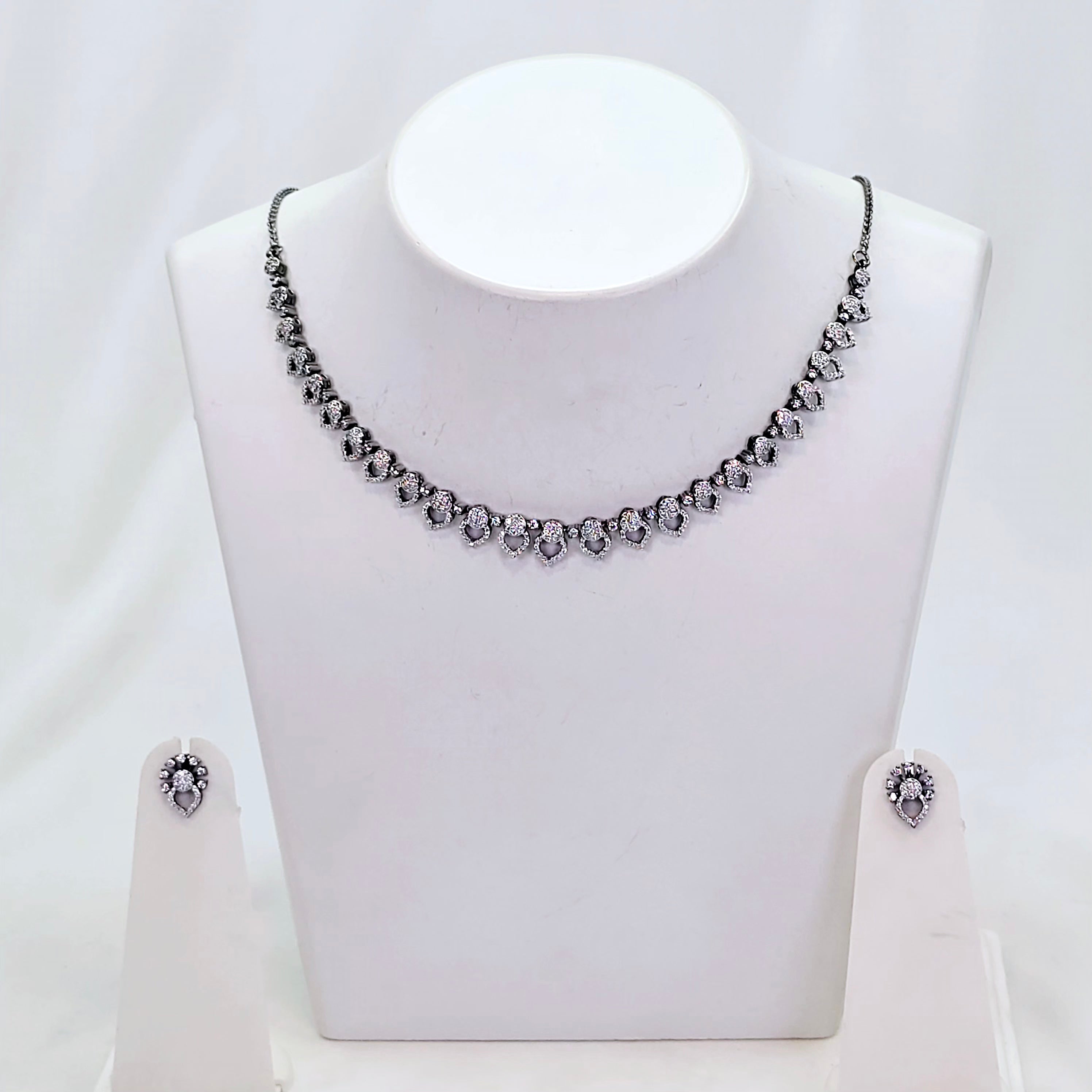 The Amity Blackgold A.D Necklace
