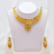 The Anamika Goldforming Necklace