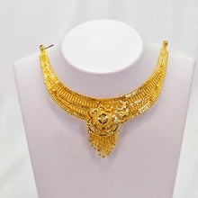 The Anamika Goldforming Necklace