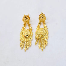 The Anamika Goldforming Necklace