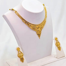 The Moksha Goldforming Necklace