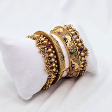 The Sayali Rajwadi Bangle