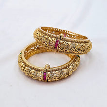 The Ikshana Rajwadi Bangle