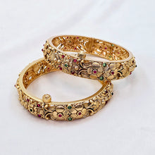 The Idhaya Rajwadi Bangle