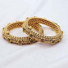 The Grishma Rajwadi Bangle