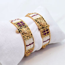 The Ena Rajwadi Bangle
