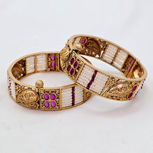 The Ena Rajwadi Bangle