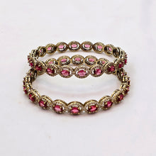 The Akira Victorian Polish Bangle