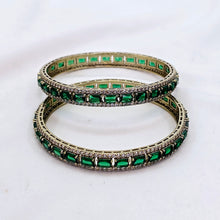 The Arlet Victorian Polish Bangle