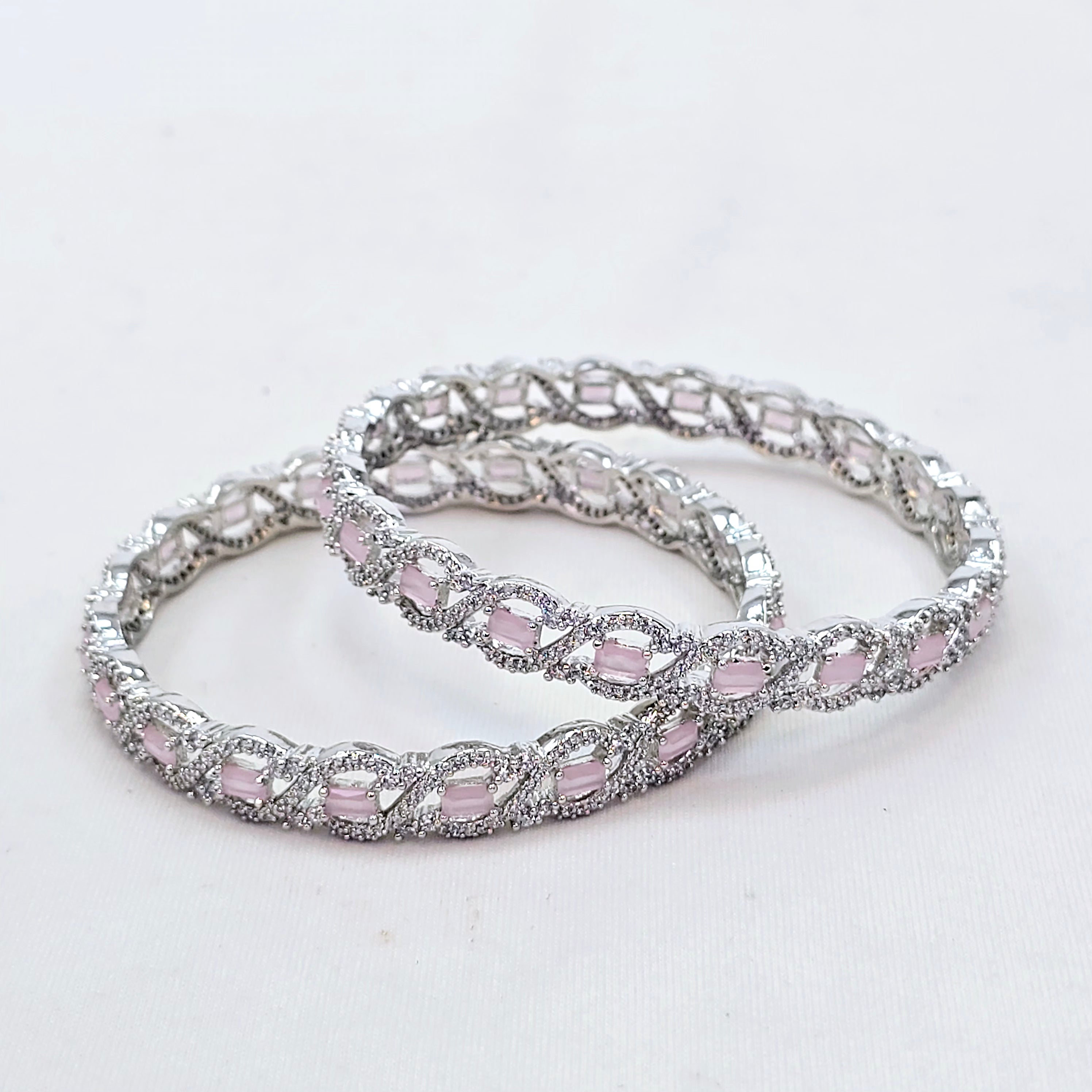 The Camden Whitegold A.D Bangle