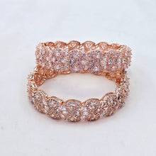 The della Rosegold A.D Bangle