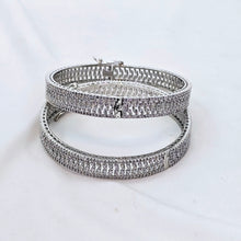 The Alba Whitegold A.D Bangle