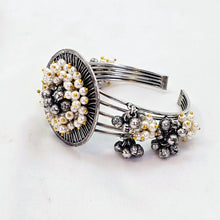 The Pakshi Oxidized Bracelet