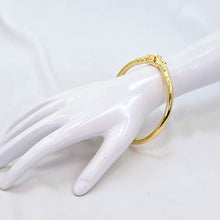 The Hema Goldforming Bangle