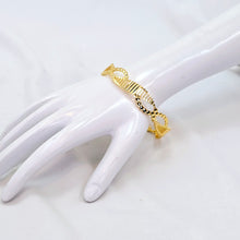 The Kimaya Goldforming Bangle