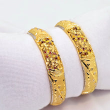 The Kishori Goldforming Bangle