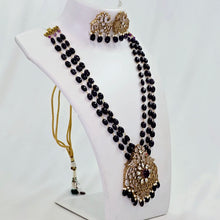 The Seria Beeds Necklace