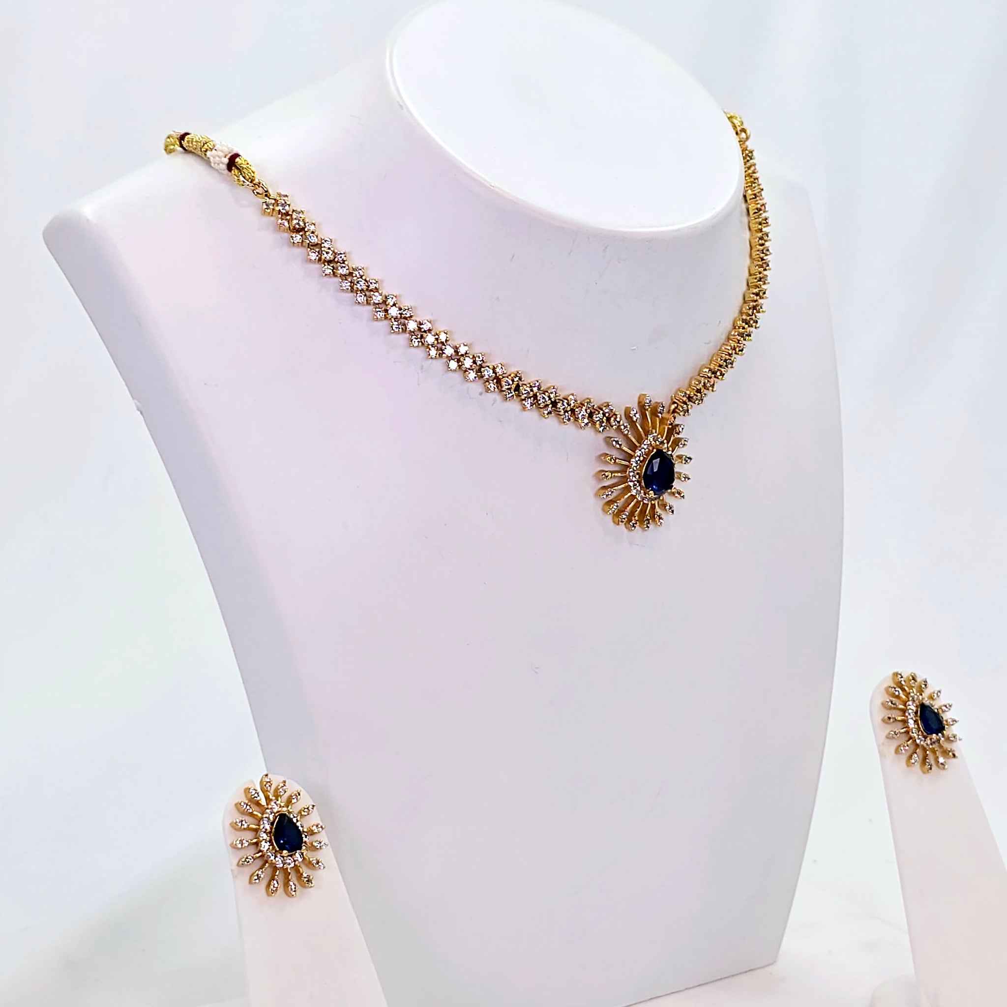 The Kalki Kempu Necklace
