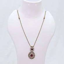The Jime Victorian Polish Pendant Earring Set