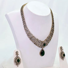 The Felix Victorian Polish Necklace