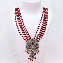 The Eliza Beeds Necklace