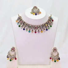 The Dilan Victorian Polish Necklace