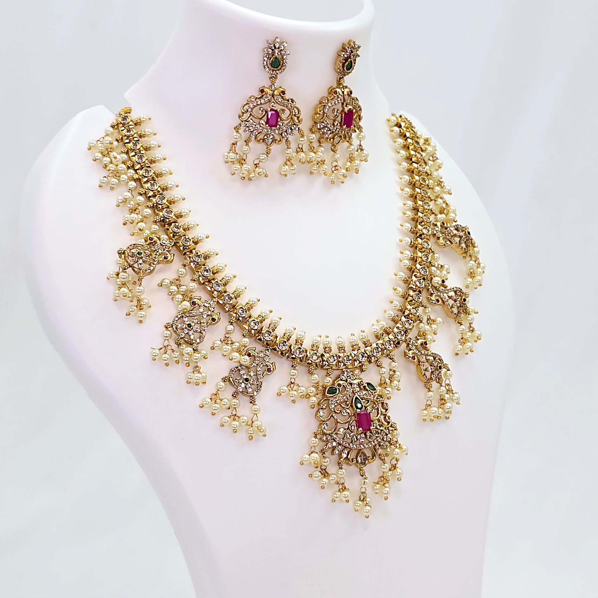 The Anahita Kempu Necklace