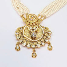 The Akira Rajwadi Long Necklace